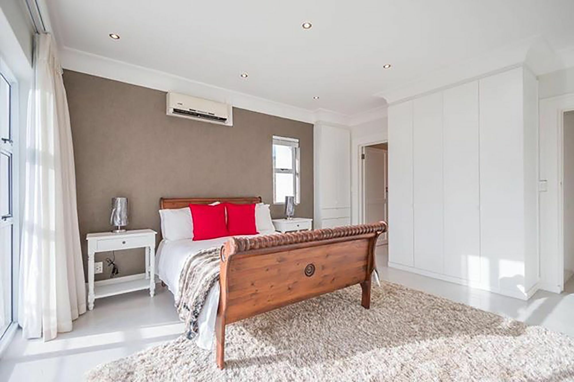 2 On Medburn Apartment Cape Town Bagian luar foto